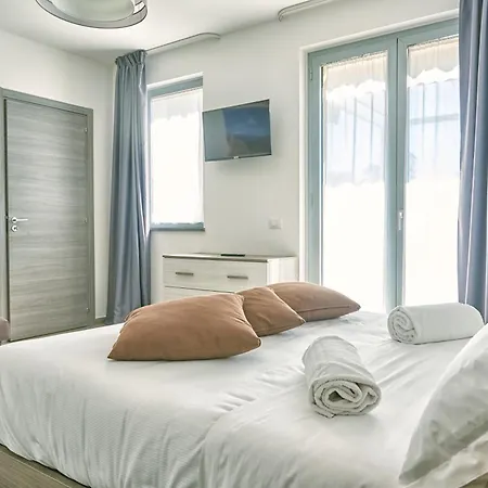 Il Casale Di Monacella Aparthotel Santa Venerina