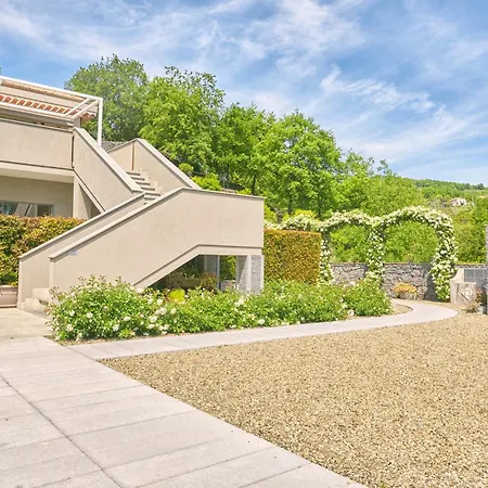 Il Casale Di Monacella Aparthotel